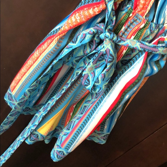 Forever 21 multicolored romper - Picture 5 of 7